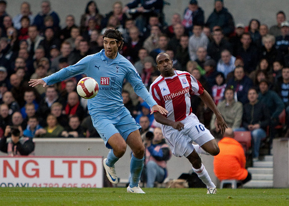 Stoke v TOTTENHAM 19OCT08 0602.jpg