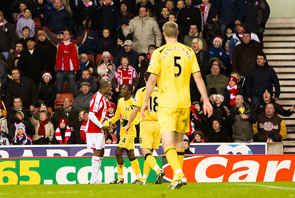 Stoke v FULHAM 03DEC08 233.jpg