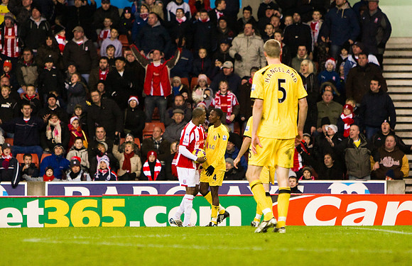 Stoke v FULHAM 03DEC08 232.jpg