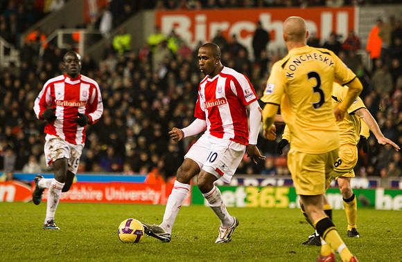 Stoke v FULHAM 03DEC08 291.jpg