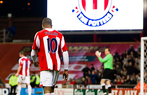 Stoke v FULHAM 03DEC08 293.jpg