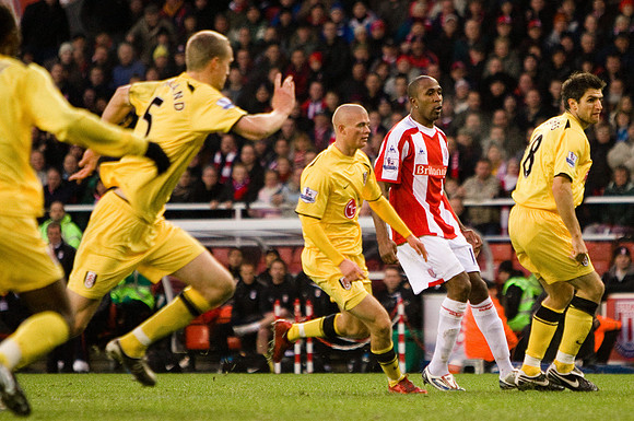 Stoke v FULHAM 03DEC08 157.jpg