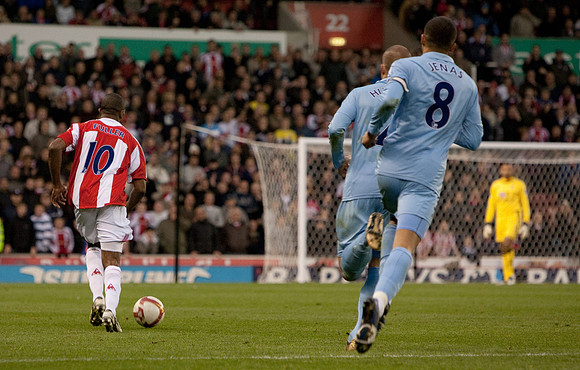 Stoke v TOTTENHAM 19OCT08 6519.jpg