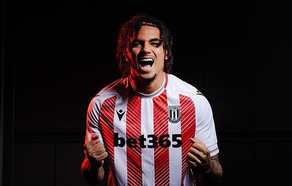 SCFC KIJANA HOEVER Signs 27JAN23-4245